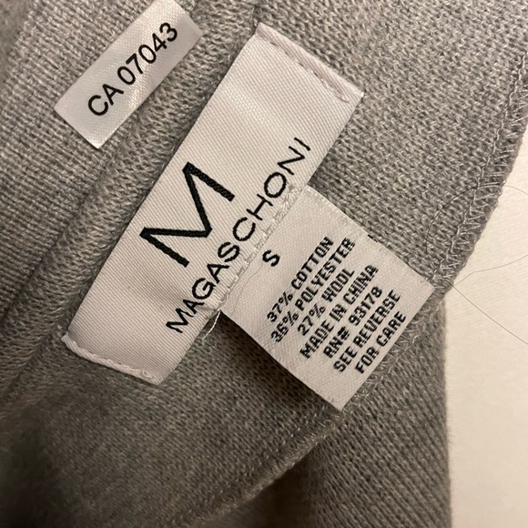 Cozy grey sweater - Picture 4 of 5